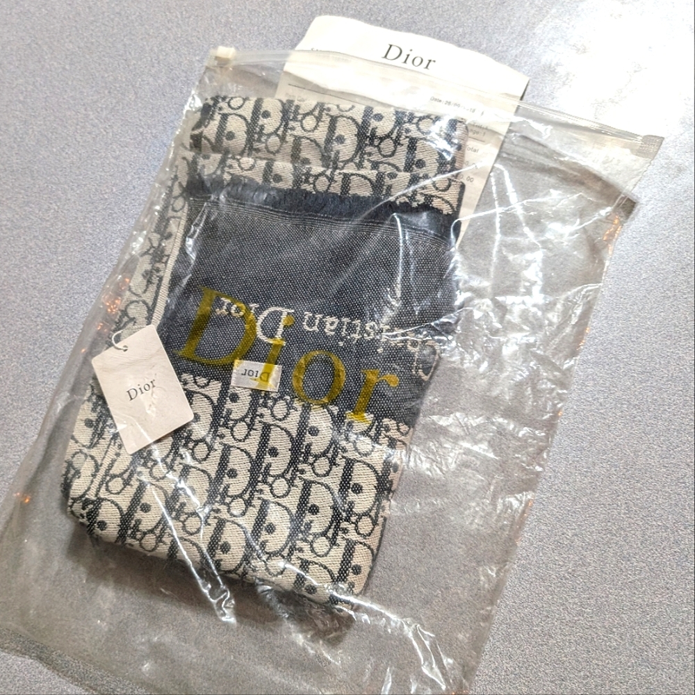 NWT DIOR 78" x 12" Bleu Marine Scarf - Picture 5 of 6